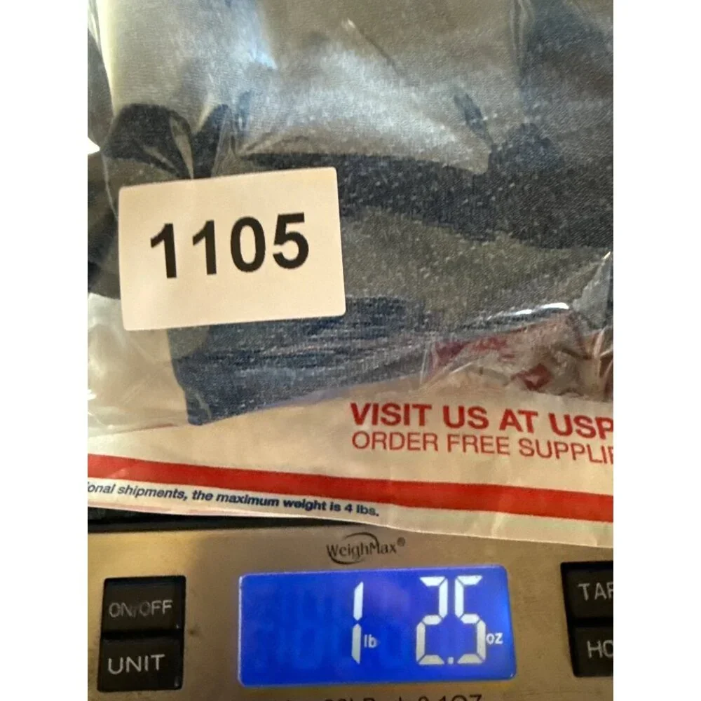 PINK Victorias Secret Mid Rise Straight Leg Jeans Size 8 - Picture 11 of 11